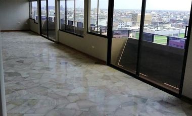Departamento Penthouse en Alquiler Centro de Guayaquil, 3 Hab, 4 Bañ
