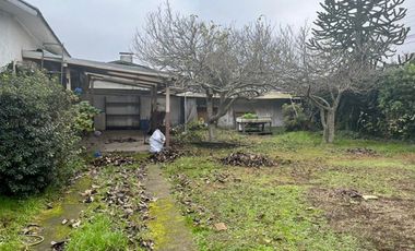 Vendemos amplia   casa r en villa Imperial