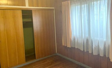 Vendemos amplia   casa r en villa Imperial
