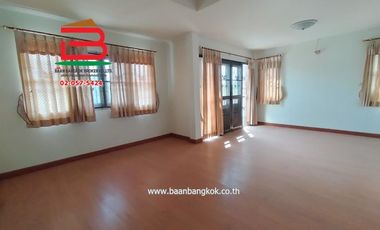 บ้านเดี่ยว หมู่บ้าน ชวนชื่น บางนา ซ.เกียรติพิพัฒน์ธานี เนื้อที่ 60 ตรว. ถ.บางนา-ตราด กม.29.5 อ.บางบ่อ จ.สมุทรปราการ
