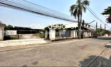 Land for Sales 197.9 Sq.wah at Lao Nadi Soi 5, located in Prime location of Khonkaen city, closed to Kaen-Nakorn Wittayalai and Central Plaza, Asking