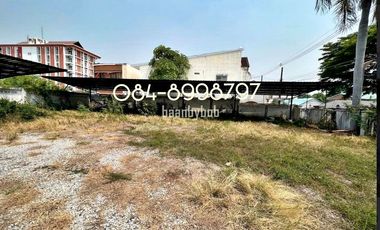 Land for Sales 197.9 Sq.wah at Lao Nadi Soi 5, located in Prime location of Khonkaen city, closed to Kaen-Nakorn Wittayalai and Central Plaza, Asking