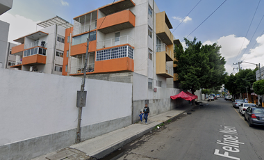 Oportunidad  !! Venta de  Amplio Departamento en Remate Col.San Sebastián Tecoloxtitla, Iztapalapa.