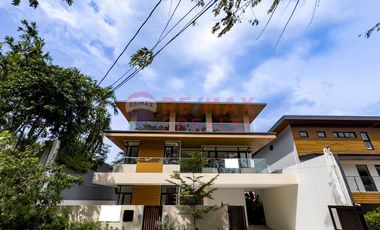 Wonderful 7Br Home at White Plains, Quezon City