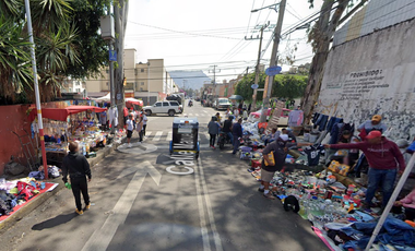 REMATE DE CASA EN UNA EXCELENTE UBICACION COL. SANTA ANA PONIENTE.