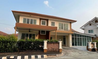 4 Bedroom House in San Kamphaeng for Rent at Vararom Charoen Muang