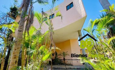 CASA EN VENTA como TERRENO en Acapulco Diamante