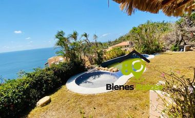 CASA EN VENTA como TERRENO en Acapulco Diamante