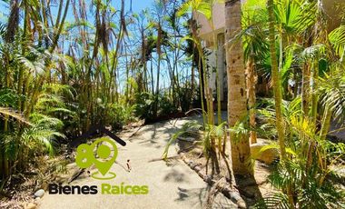 CASA EN VENTA como TERRENO en Acapulco Diamante