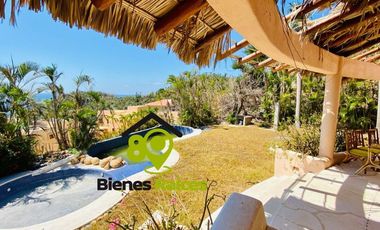 CASA EN VENTA como TERRENO en Acapulco Diamante
