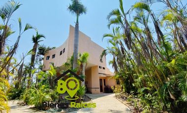 CASA EN VENTA como TERRENO en Acapulco Diamante