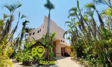 CASA EN VENTA como TERRENO en Acapulco Diamante