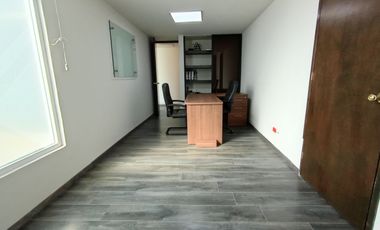 Renta Oficina Acondicionada en Col. Prados de Agua Azul