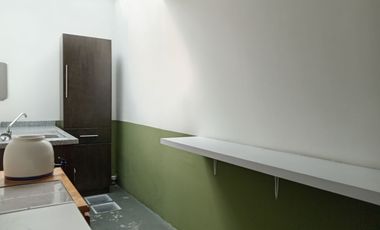 Renta Oficina Acondicionada en Col. Prados de Agua Azul