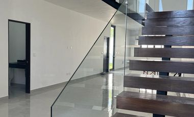 CASA EN VENTA EN AYSSO RESIDENCIAL EL YERBANIZ EN SANTIAGO