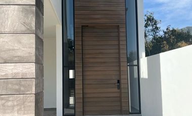 CASA EN VENTA EN AYSSO RESIDENCIAL EL YERBANIZ EN SANTIAGO