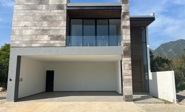 CASA EN VENTA EN AYSSO RESIDENCIAL EL YERBANIZ EN SANTIAGO