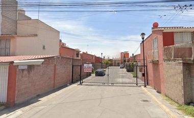 Inversión Segura y Rentable en Bienes Raíces, Casa en Col. Geo Villas de Terranova, Tepepan.