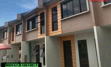 2 Bedroom Townhouse Ren To Own in Bulacan