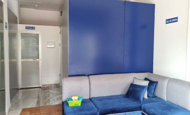 Vendo casa en la Calle César Augusto Villacrés y Abraham Calazacón