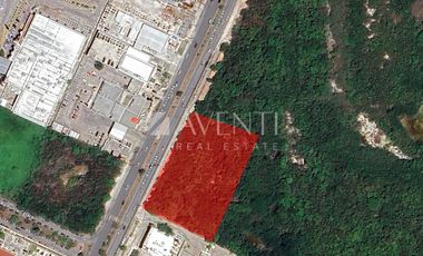 Terreno en venta en Av. Bonampak en el centro de Cancún, Quintana Roo.