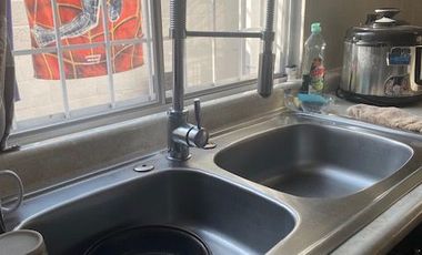 HERMOSA CASA RESINDECIAL DEL LAGO, AIRE ACONDICIONADO, MUROS ANTI RUIDO