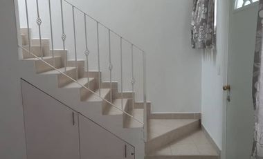 HERMOSA CASA RESINDECIAL DEL LAGO, AIRE ACONDICIONADO, MUROS ANTI RUIDO