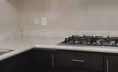 HERMOSA CASA RESINDECIAL DEL LAGO, AIRE ACONDICIONADO, MUROS ANTI RUIDO