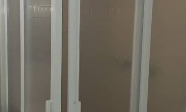 HERMOSA CASA RESINDECIAL DEL LAGO, AIRE ACONDICIONADO, MUROS ANTI RUIDO