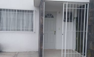 HERMOSA CASA RESINDECIAL DEL LAGO, AIRE ACONDICIONADO, MUROS ANTI RUIDO