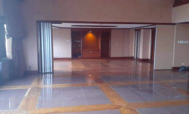 4BR Penthouse for Sale in Pacific Tower Condominium Makati CBD