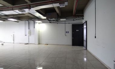 Oficina en arriendo en Alto Prado.