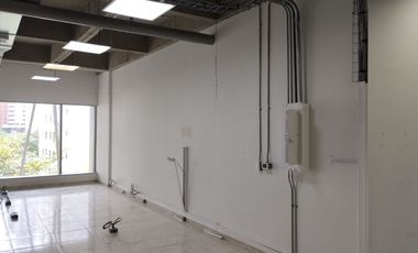 Oficina en arriendo en Alto Prado.