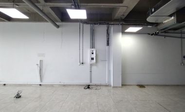 Oficina en arriendo en Alto Prado.