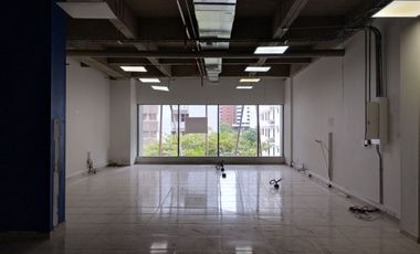 Oficina en arriendo en Alto Prado.