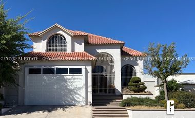 CASA EN VENTA EN LA CAÑADA CON PATIO MUY AMPLIO