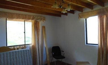 Se arrienda casa grande, en condominio La Aurora