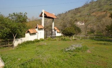 Se arrienda casa grande, en condominio La Aurora