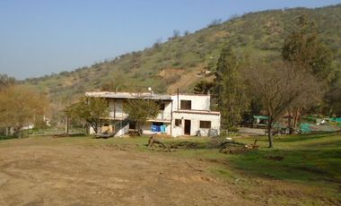 Se arrienda casa grande, en condominio La Aurora