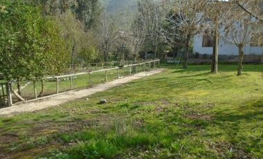 Se arrienda casa grande, en condominio La Aurora