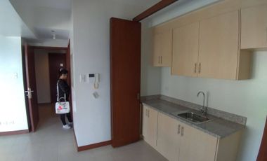 Condominium Condo Unit Rent to Own in metro manila makati area