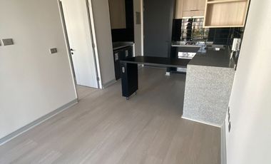 Se arrienda departamento muy poco uso casi  nuevo de 1 dormitorio, 1 baño, lado metro lo Ovalle
