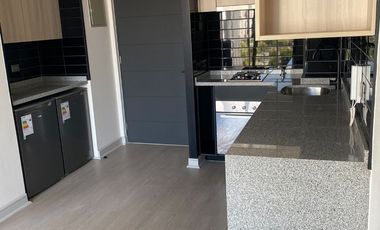 Se arrienda departamento muy poco uso casi  nuevo de 1 dormitorio, 1 baño, lado metro lo Ovalle