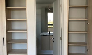 Se arrienda departamento muy poco uso casi  nuevo de 1 dormitorio, 1 baño, lado metro lo Ovalle