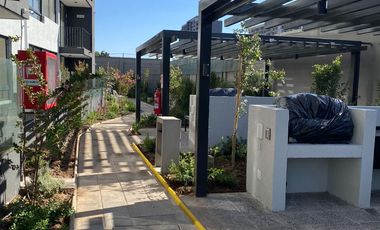 Se arrienda departamento muy poco uso casi  nuevo de 1 dormitorio, 1 baño, lado metro lo Ovalle