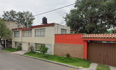 Casa en venta en calle Tulum, No. 300, Col. Héroes de Padierna, Tlalpan, CDMX. 14200