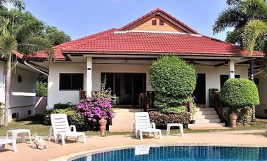 Semi-detached house close to the beach in Suan Son, Rayong