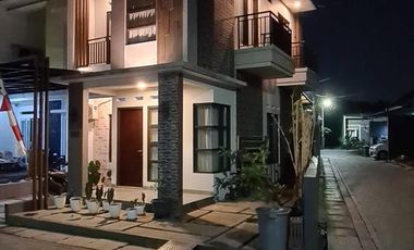 Rumah Ready Siap Huni Sawangan Depok 2 Lantai Hook Murah Free Furnished Nego