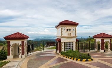 Domaine Le Jardin – Twin Lakes Tagaytay