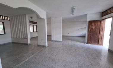 SE ARRIENDA LOCAL COMERCIAL, BARRIO LA FORD, SINCELEJO